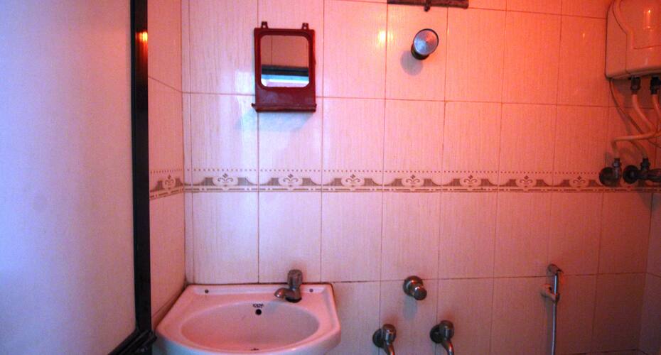 Sim la Guest House, Mumbai 5